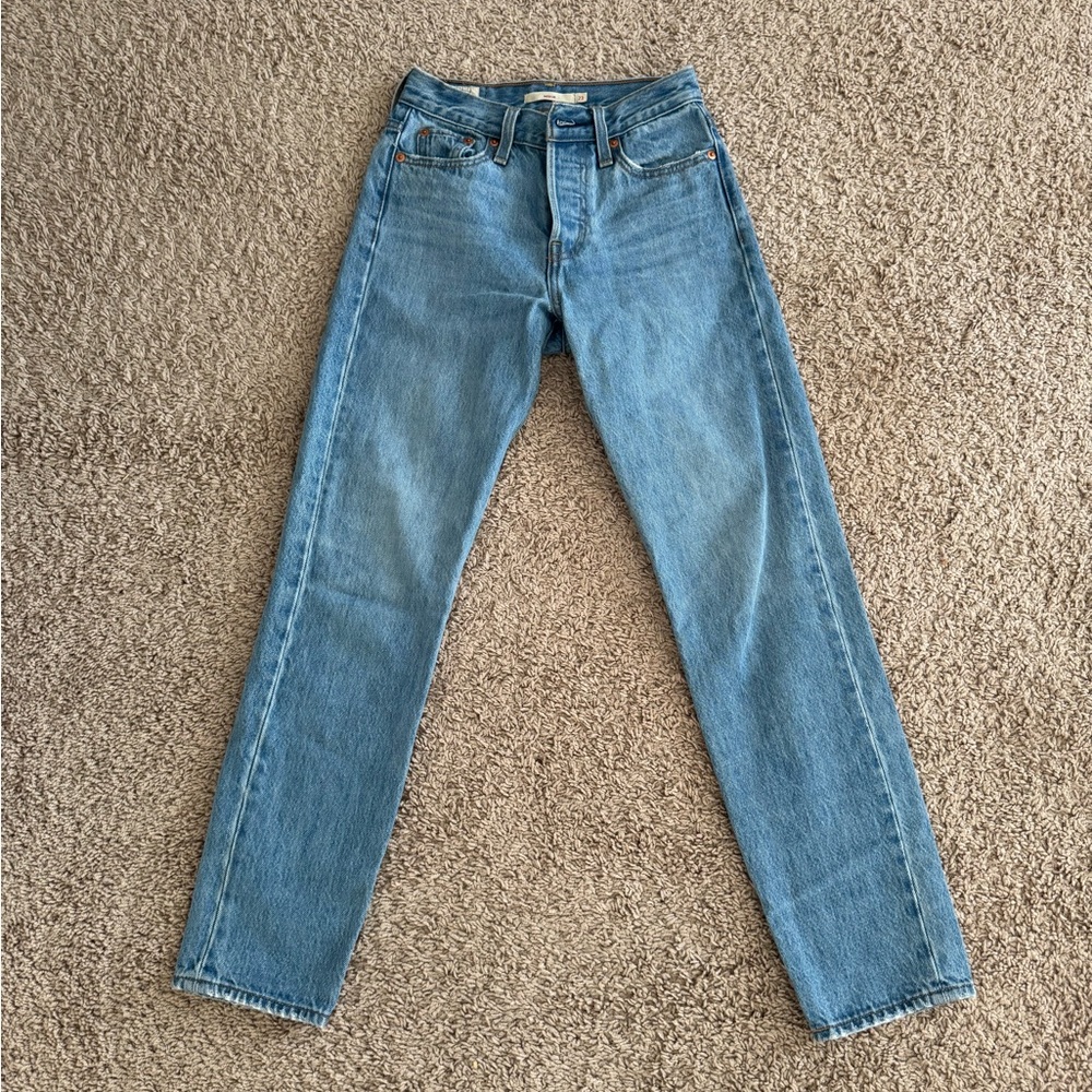 Levi's Light Blue Straight Leg Women's Jeans